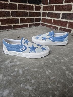 NWOT Vans Unisex Slip-On Sneakers